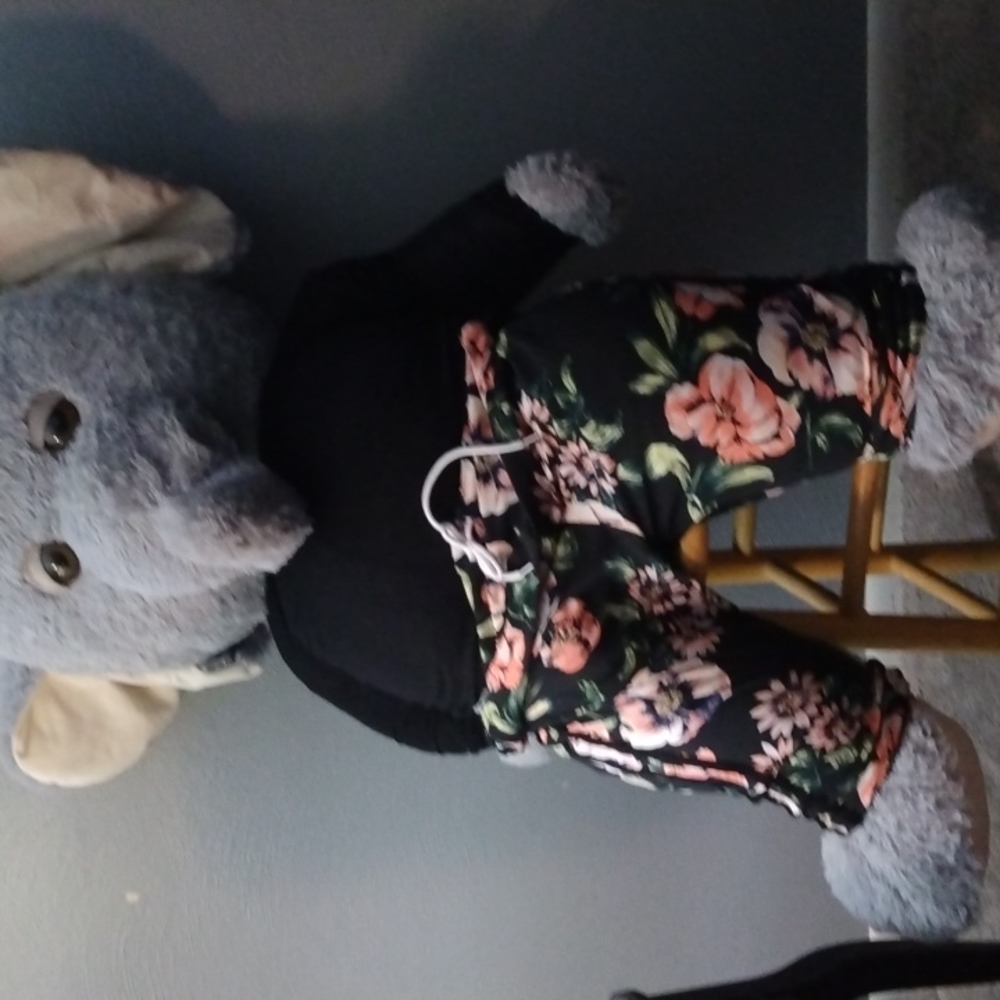 Flowered joggers